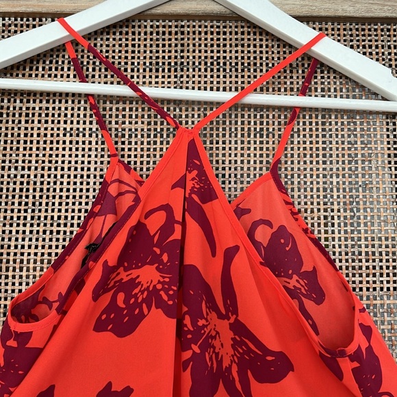 💚Banana Republic Halter top Size Small orange/red with maroon color print - Picture 3 of 5